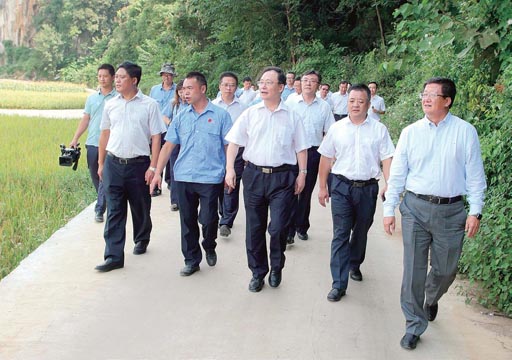 徐福顺到财神（中国） 定点扶贫县开展调研